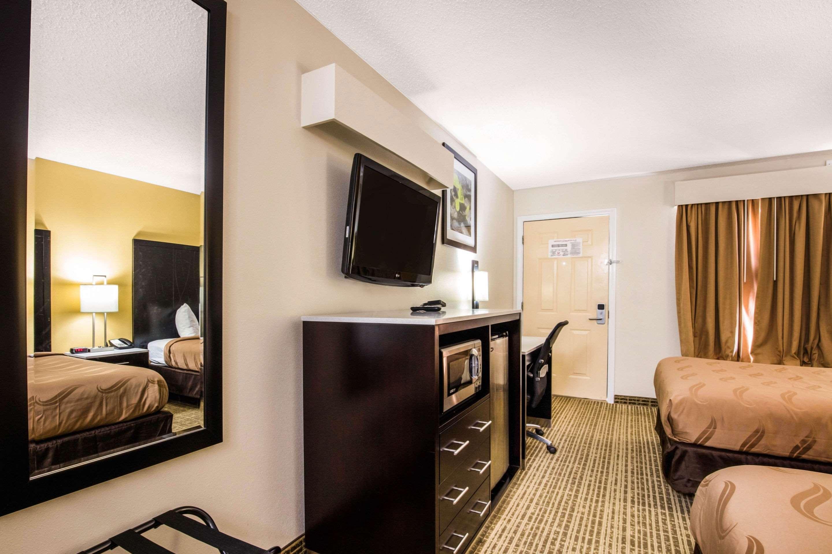Quality Inn Trussville I-59 Exit 141 Exterior photo