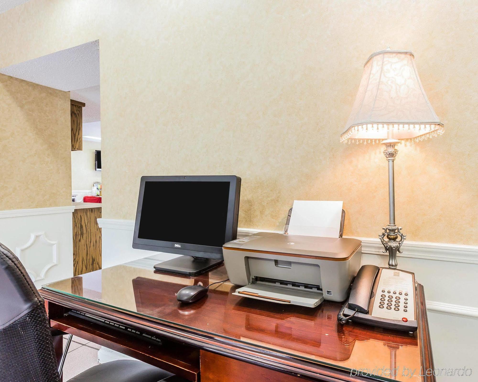Quality Inn Trussville I-59 Exit 141 Exterior photo