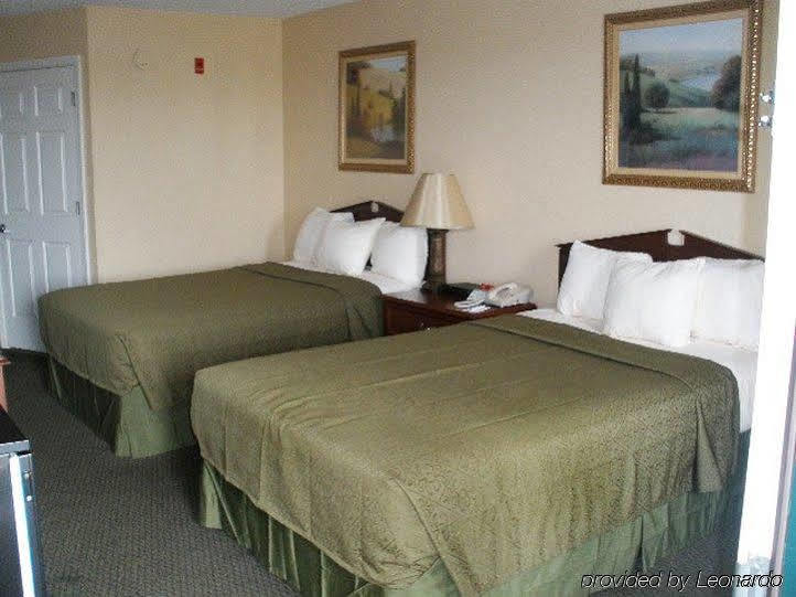 Quality Inn Trussville I-59 Exit 141 Exterior photo