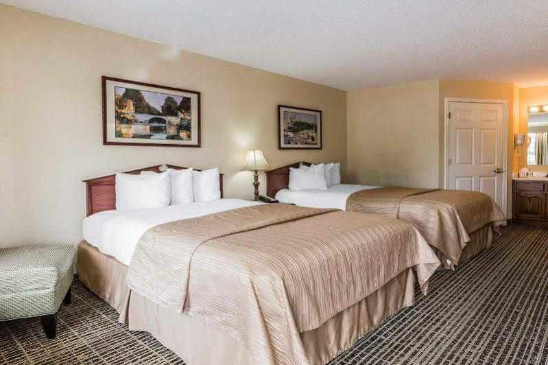 Quality Inn Trussville I-59 Exit 141 Exterior photo